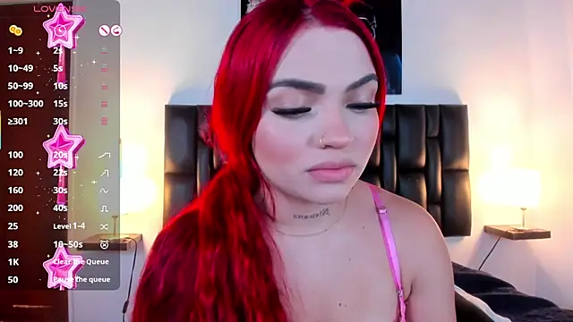 Snapshot of NicoleRouss chatting on January 2025 07:15:01 AM NicoleRouss online show from January 2025 07:15:01 AM