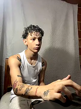 Snapshot of mateodeamjo chatting on December 2024 04:31:01 AM mateodeamjo online show from December 2024 04:31:01 AM