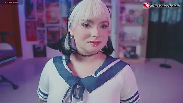 Snapshot of sensualkattt chatting on October 2025 01:03:02 PM sensualkattt online show from October 2025 01:03:02 PM