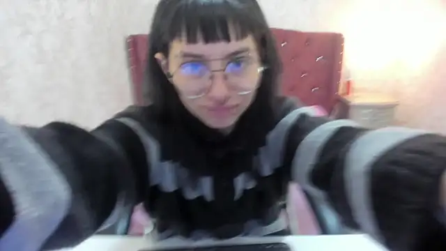 charlottemoonxz online show from December 2024 01:20:02 PM