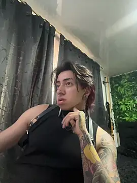 Yogurdebrownie69 online show from February 2025 10:26:01 PM