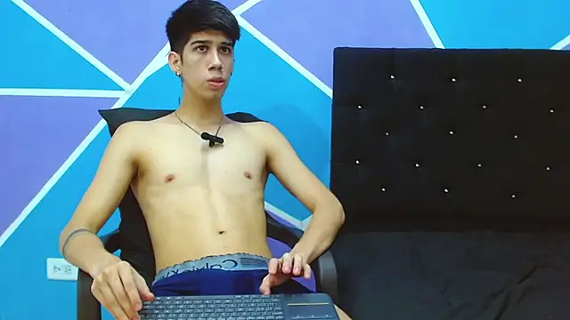 Snapshot of jhony-sex chatting on December 2024 04:52:01 AM jhony-sex online show from December 2024 04:52:01 AM