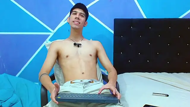 Snapshot of jhony-sex chatting on January 2025 07:58:02 PM jhony-sex online show from January 2025 07:58:02 PM