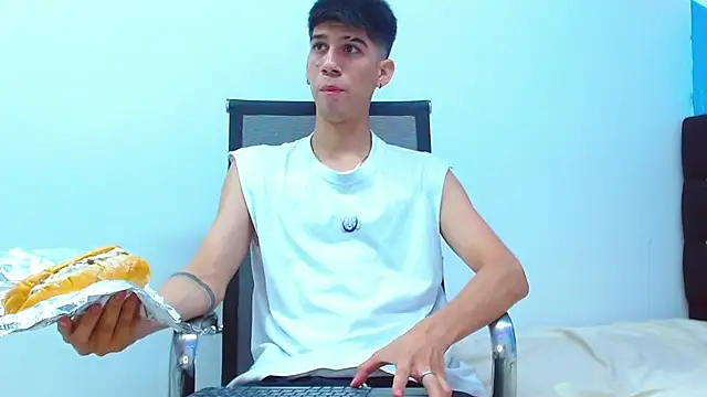 Snapshot of jhony-sex chatting on March 2025 02:38:02 AM jhony-sex online show from March 2025 02:38:02 AM