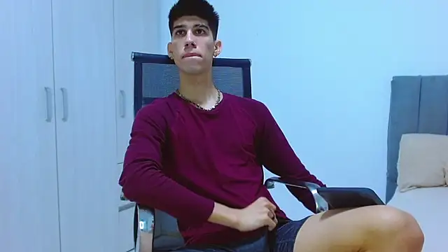 Snapshot of jhony-sex chatting on October 2025 03:39:02 AM jhony-sex online show from October 2025 03:39:02 AM