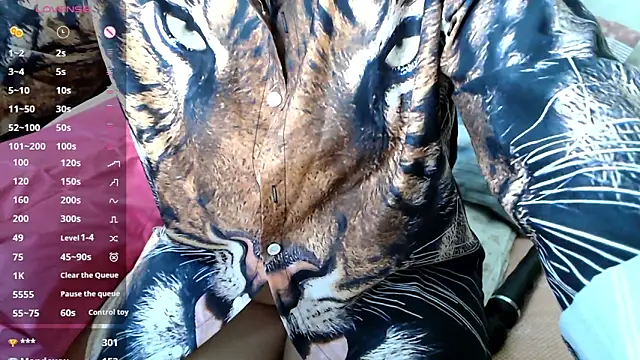 RoseStarr online show from September 2025 07:05:01 PM