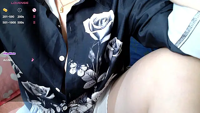 RoseStarr online show from September 2025 04:34:01 PM