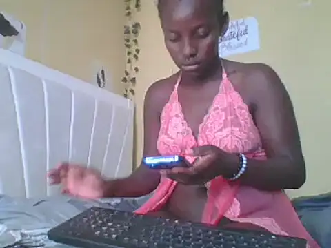 Snapshot of HoLy-ViRgiN chatting on February 2025 12:06:02 PM HoLy-ViRgiN online show from February 2025 12:06:02 PM