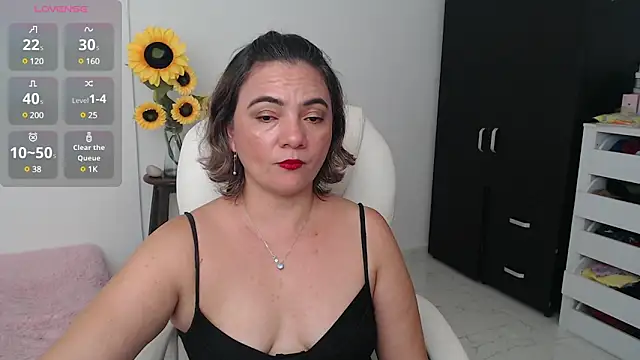 ana milf online show from December 2024 02:04:01 AM