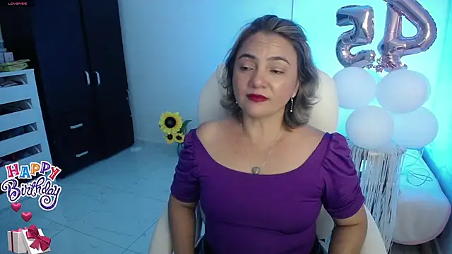 ana milf online show from January 2025 01:04:02 AM