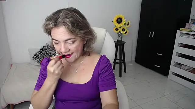 ana milf online show from February 2025 11:44:02 AM
