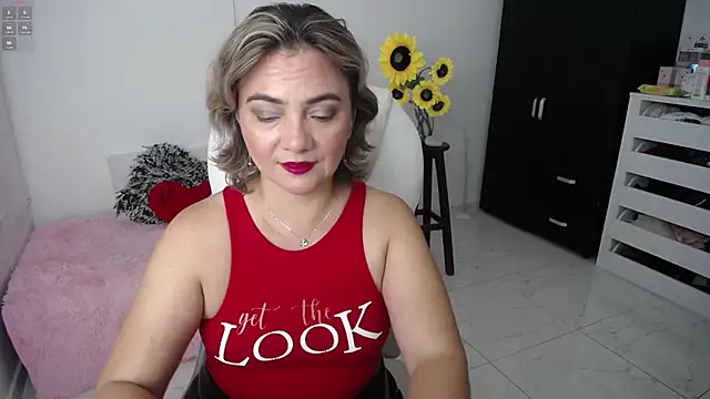 ana milf online show from February 2025 11:10:02 AM