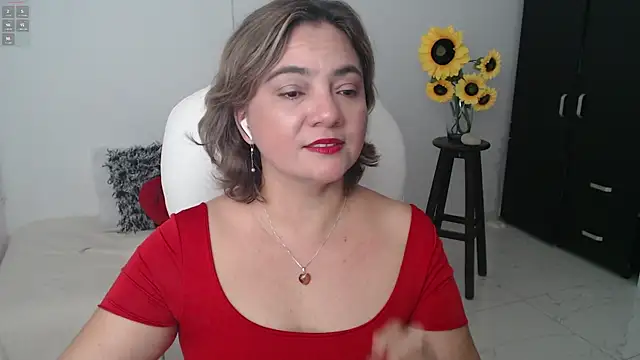 ana milf online show from March 2025 01:26:02 PM