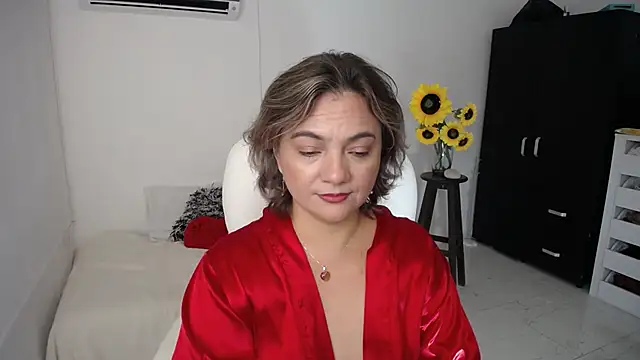 ana milf online show from March 2025 03:20:01 PM
