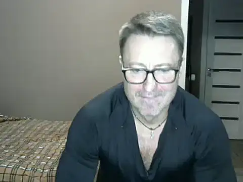 HarrySnake online show from December 2024 02:13:02 PM