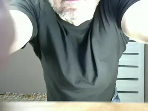 HarrySnake online show from January 2025 12:15:02 PM