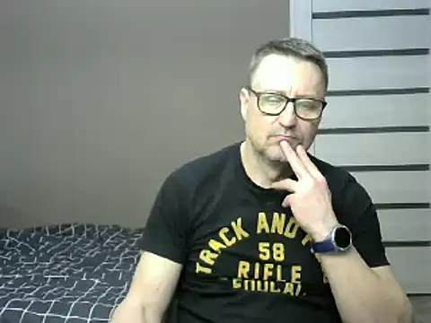 HarrySnake online show from February 2025 03:23:02 PM