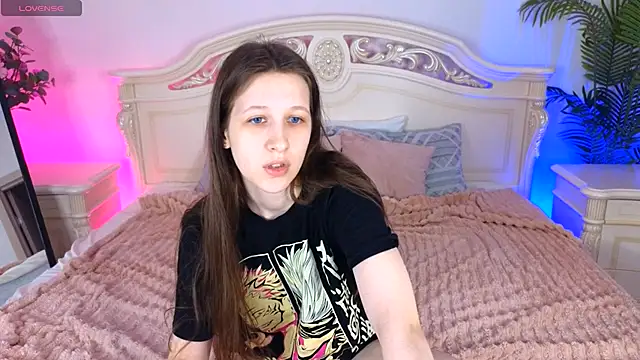 Snapshot of ur_kitty__ chatting on September 2025 12:10:01 PM ur kitty online show from September 2025 12:10:01 PM