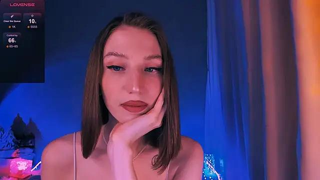 ellaamber online show from December 2025 02:19:01 AM