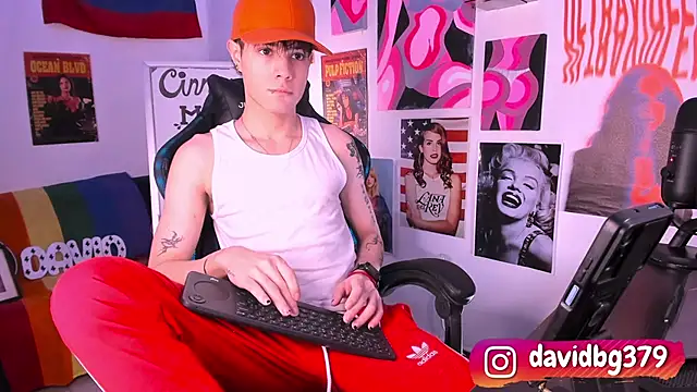 cinnamon boyxxx online show from February 2025 12:37:01 AM