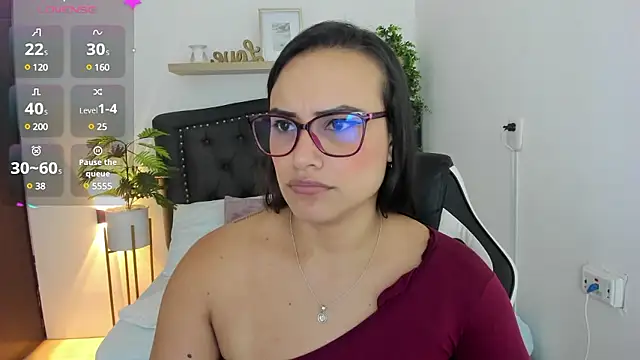 zoe danae  online show from December 2024 12:18:02 PM