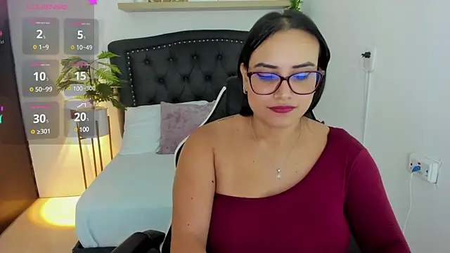 zoe danae  online show from December 2024 03:36:01 PM