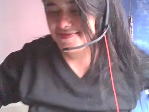 AuraBela20 online show from October 2025 01:40:02 PM