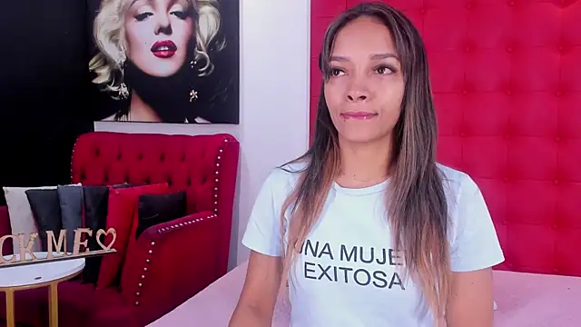 Snapshot of Daliana_Beck chatting on December 2025 08:48:01 PM Daliana Beck online show from December 2025 08:48:01 PM