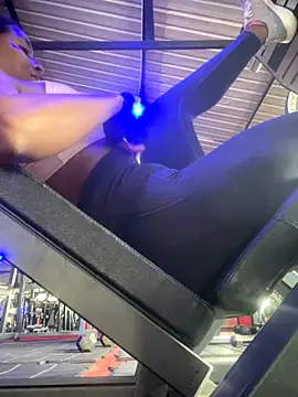 Snapshot of Berry_Bans chatting on November 2025 05:13:02 PM Berry Bans online show from November 2025 05:13:02 PM