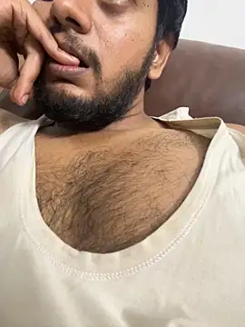 Snapshot of indianhotche chatting on October 2025 08:43:01 PM indianhotche online show from October 2025 08:43:01 PM