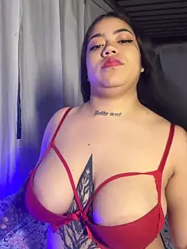 Snapshot of aliensexy chatting on January 2025 02:35:02 AM aliensexy online show from January 2025 02:35:02 AM