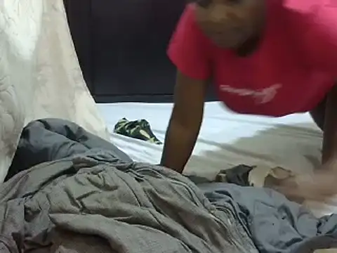 Snapshot of pretty_dimplegirl chatting on March 2025 05:43:02 PM pretty dimplegirl online show from March 2025 05:43:02 PM