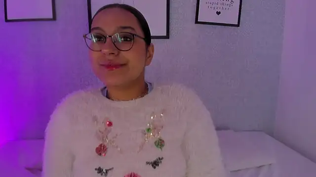 ellamontoya online show from December 2024 05:16:02 AM