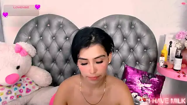 emma  cute   online show from January 2025 03:19:01 PM