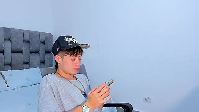 Snapshot of MarcusCollinss_ chatting on December 2024 12:11:02 PM MarcusCollinss online show from December 2024 12:11:02 PM