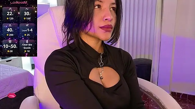 Snapshot of petite_molly_ chatting on December 2025 12:54:01 PM petite molly online show from December 2025 12:54:01 PM