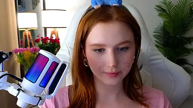 Meow babe online show from March 2025 01:14:01 PM