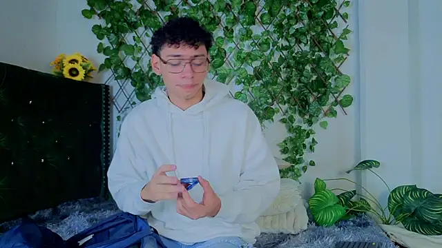 Snapshot of Daviid_laidd chatting on November 2025 09:58:01 PM Daviid laidd online show from November 2025 09:58:01 PM