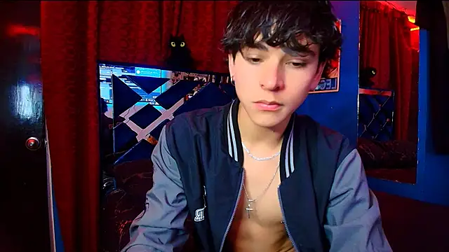 Snapshot of Luke_Howland chatting on November 2025 12:43:01 AM Luke Howland online show from November 2025 12:43:01 AM