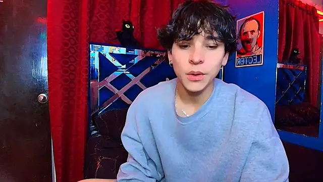 Snapshot of Luke_Howland chatting on December 2025 01:23:01 AM Luke Howland online show from December 2025 01:23:01 AM