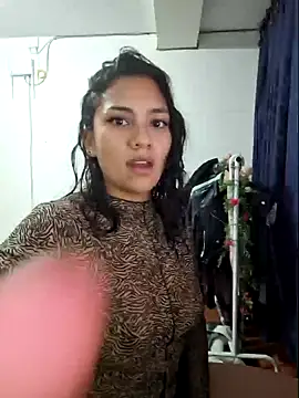 Snapshot of Thaliacooper_ chatting on February 2025 11:04:02 PM Thaliacooper online show from February 2025 11:04:02 PM