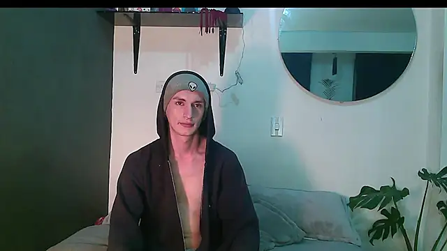 Dan Yagami online show from January 2025 01:05:02 AM