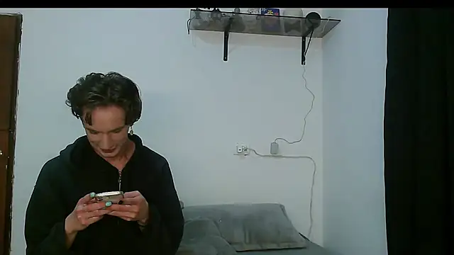 Dan Yagami online show from February 2025 06:25:02 AM