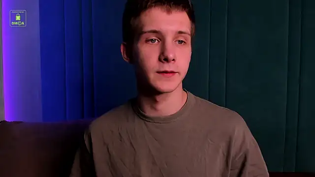 Snapshot of MarkGWalker chatting on December 2024 04:24:01 AM MarkGWalker online show from December 2024 04:24:01 AM