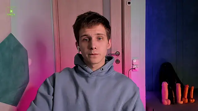 Snapshot of MarkGWalker chatting on December 2024 03:37:01 PM MarkGWalker online show from December 2024 03:37:01 PM