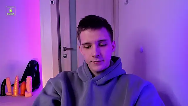 Snapshot of MarkGWalker chatting on January 2025 04:33:02 AM MarkGWalker online show from January 2025 04:33:02 AM