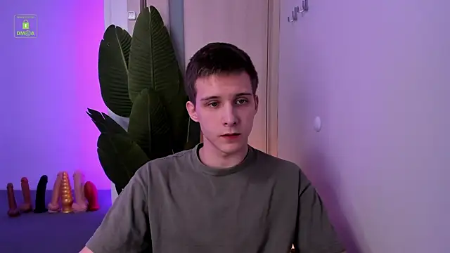 Snapshot of MarkGWalker chatting on February 2025 04:27:01 AM MarkGWalker online show from February 2025 04:27:01 AM