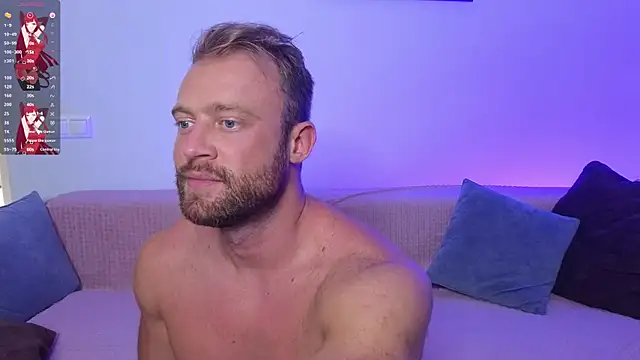 MaxMia online show from October 2025 02:15:02 PM