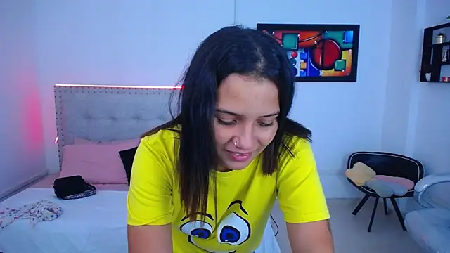 Chiqui milk  online show from January 2025 07:02:02 PM