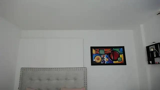 Chiqui milk  online show from January 2025 07:03:01 PM